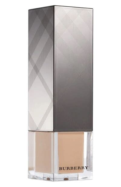 Burberry No. 12 Ochre Nude Fresh Glo